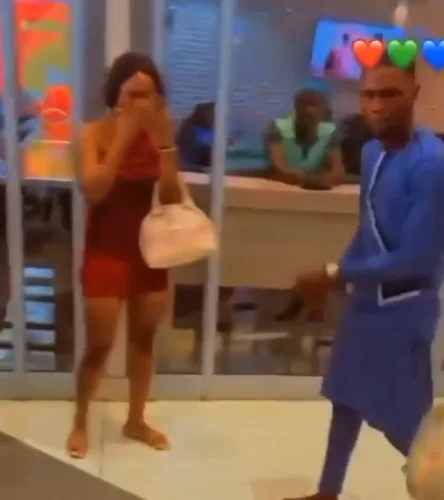 Man slaps his girlfriend after he caught her at the mall with another man on Valentine’s day (video)