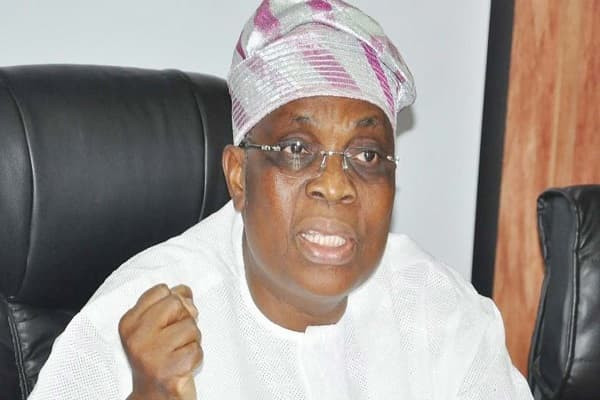 EFCC detains Medview Airline CEO over alleged diversion of hajj funds 