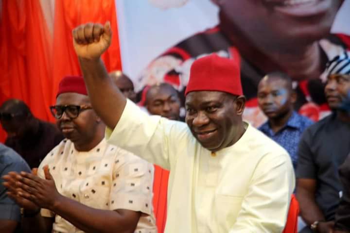 ndi oganiru enugu hosts ekweremadu to dinner, reaffirms unwavering loyalty to his plan for a new enugu