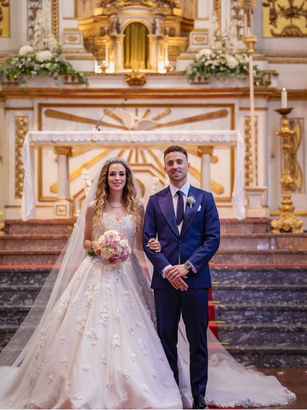 Liverpool star Diogo Jota and wife pictured with their kids on their wedding day just days before he di£d