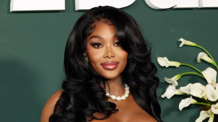 American Singer Summer Walker Says She’s “Scared” to Visit Nigeria Because She Might Stay Forever