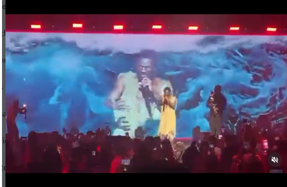 Ghanaian Prophet who claimed God wants to destroy the world with flood just like the days of Noah makes surprise appearance at rapper Sarkodie’s concert