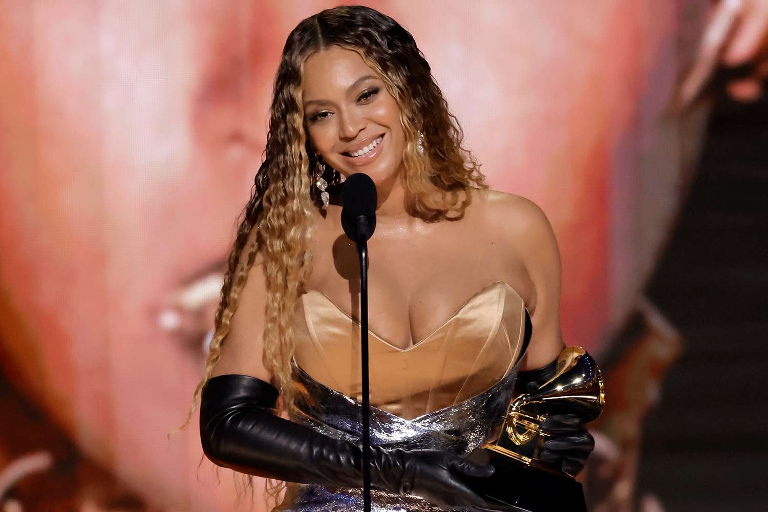 Beyonce is now officially a Billionaire