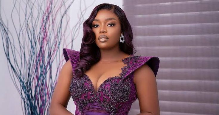 Engaged, Pregnant, Alone: Bisola Aiyeola Confronts Single Parenthood Fears