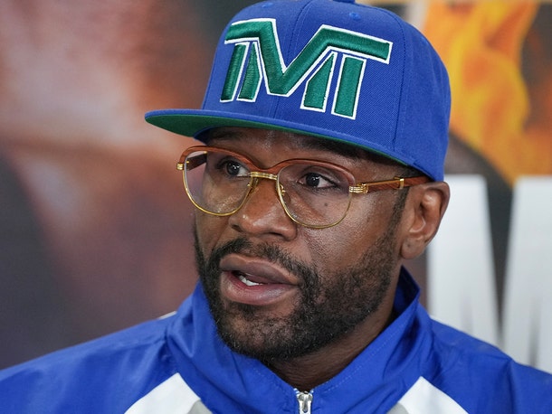 Boxer Floyd Mayweather files lawsuit saying he was scammed out of $175 million