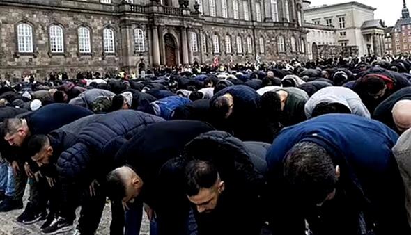 Denmark moves to ban Islamic call to prayer, says it has no place in the country