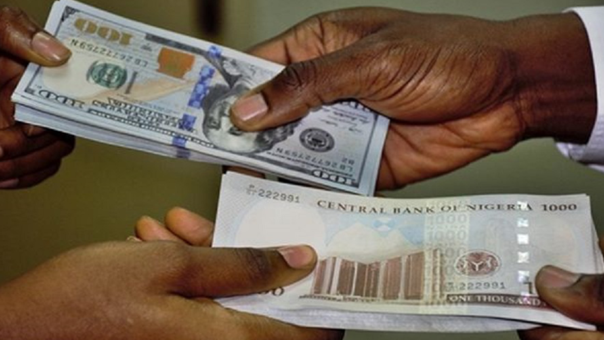 Naira now N1,395/$