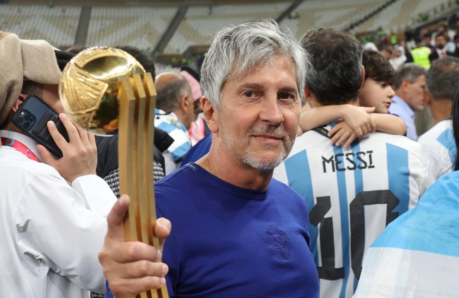 Lionel Messi‘s media team dismisses reports that his father is dead