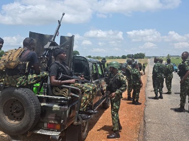 Army Apprehends 46 Suspected Illegal Migrants in Ogun