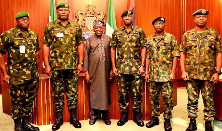 Tinubu Holds Closed-Door Meeting with Top Securit