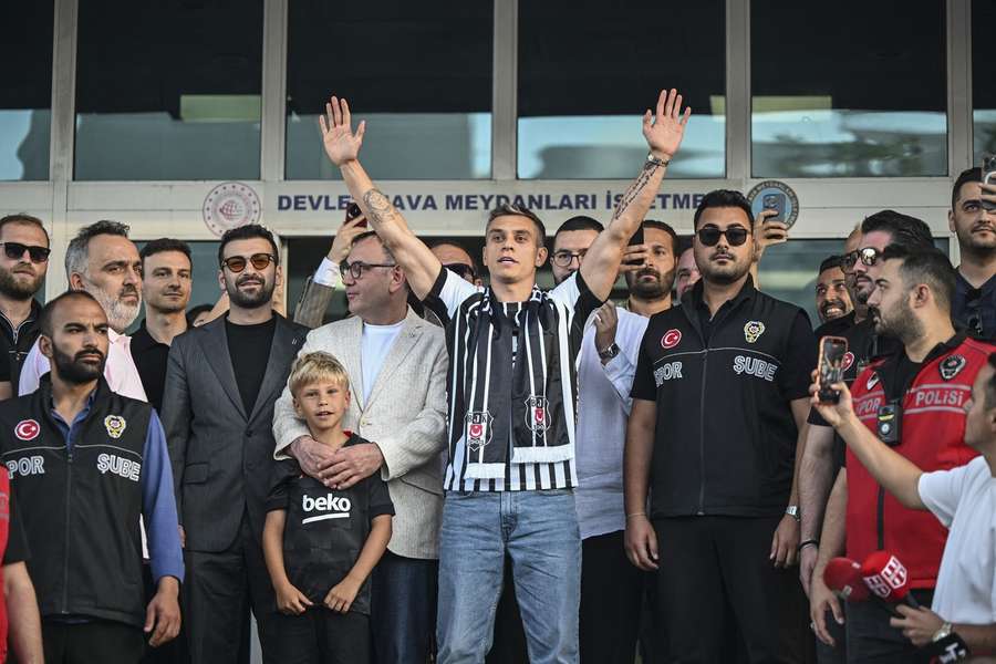 Leandro Trossard joins Besiktas from Arsenal in a £15.3m deal
