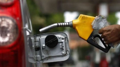 BREAKING: Filling Stations Shut Operations Amid Speculation Over Petrol Price Hike