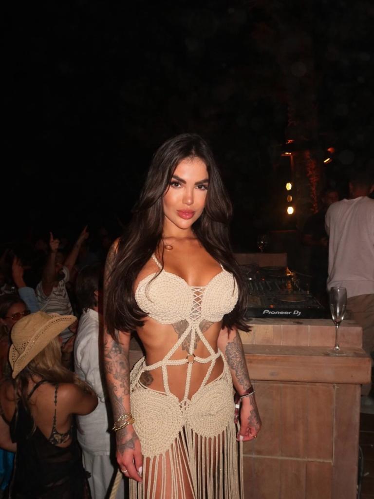 Influencer model plunges to her d£ath from 27th floor of Dubai skyscraper